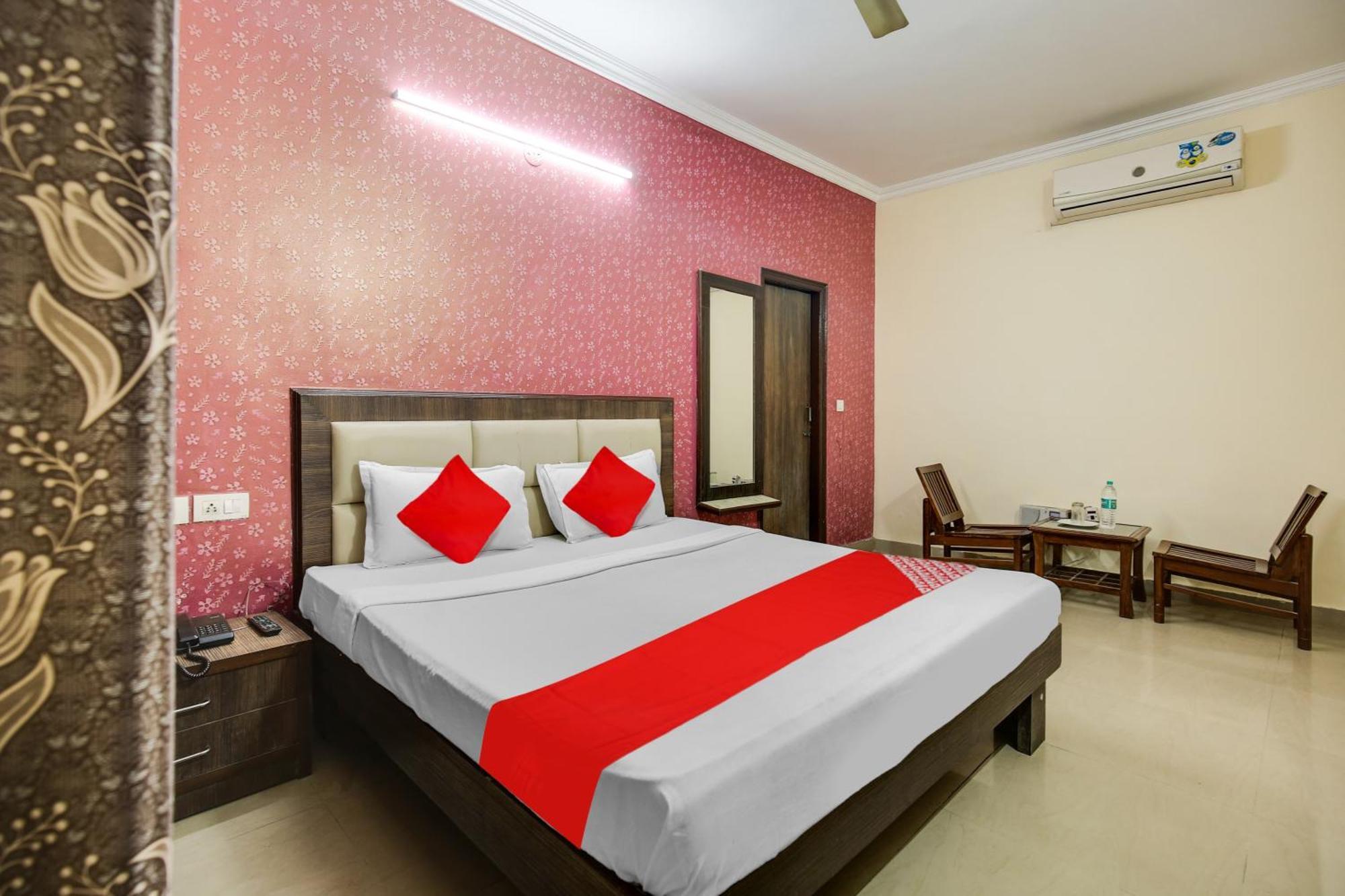 Hotel O Royal Mohali Exterior foto